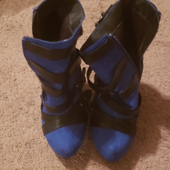 35.00 - Picture 2 of 2